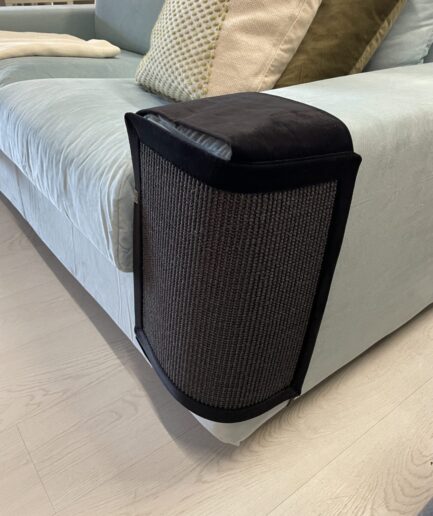 Drapak narożny (prawy) - Hrabia - Nocne harce panicza